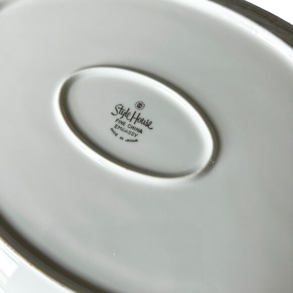 White Style House Fine China Embassy with Silver Rim Accent Serving Platter - Picture 5 of 5